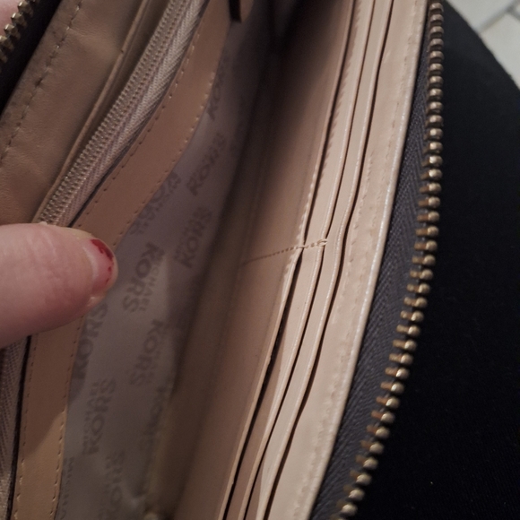 MICHAEL Michael Kors Brown Wallet - Picture 8 of 11